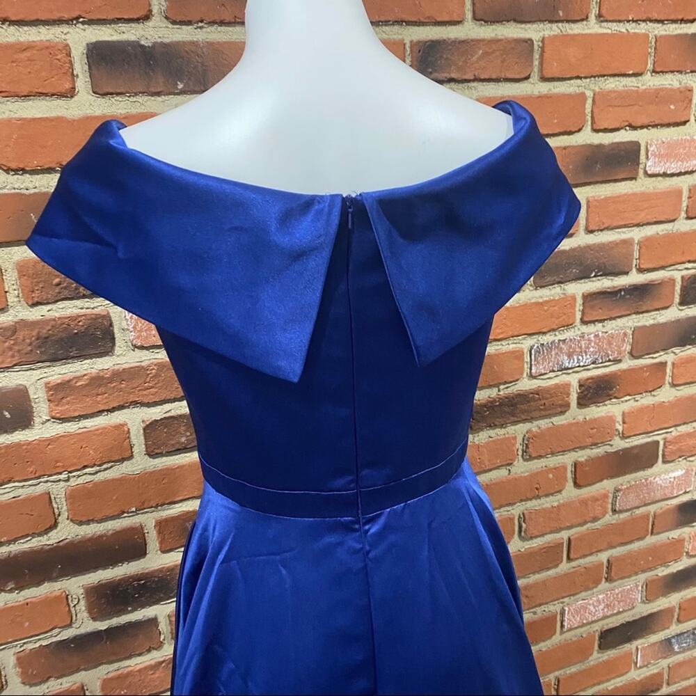 Women's Xscape Off Shoulder Blue Formal Dress Sz 6 Long Royal Blue Gown - Picture 4 of 13